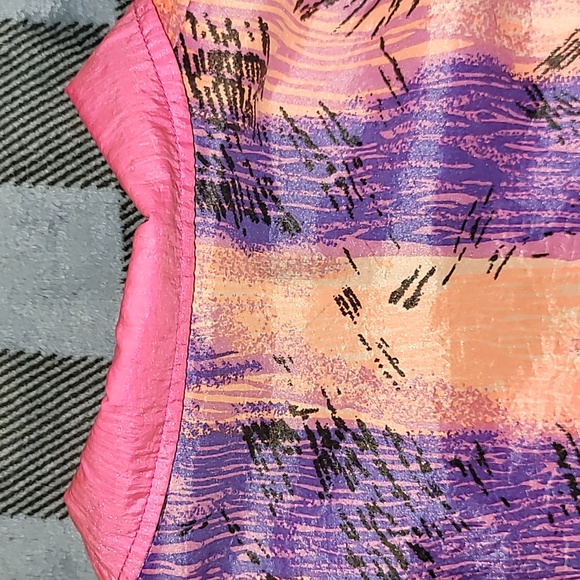 Vintage. Made in USA. ASICS. Full-zip windbreaker. Like-new. Women's Large - Picture 15 of 16